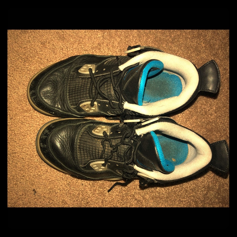 Air Jordan tennis shoes